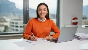 découvrez tout ce qu'il faut savoir pour travailler en suisse en tant que frontalier : salaire, fiscalité, démarches et permis g expliqués clairement.